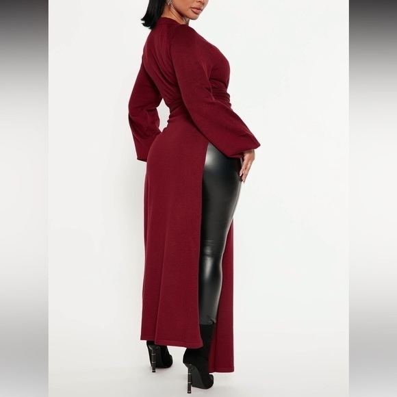 Pullover Sweater with high slit - Picture 3 of 6